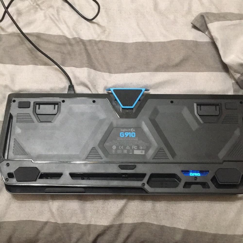 Logitech g910 - Picture 4 of 5